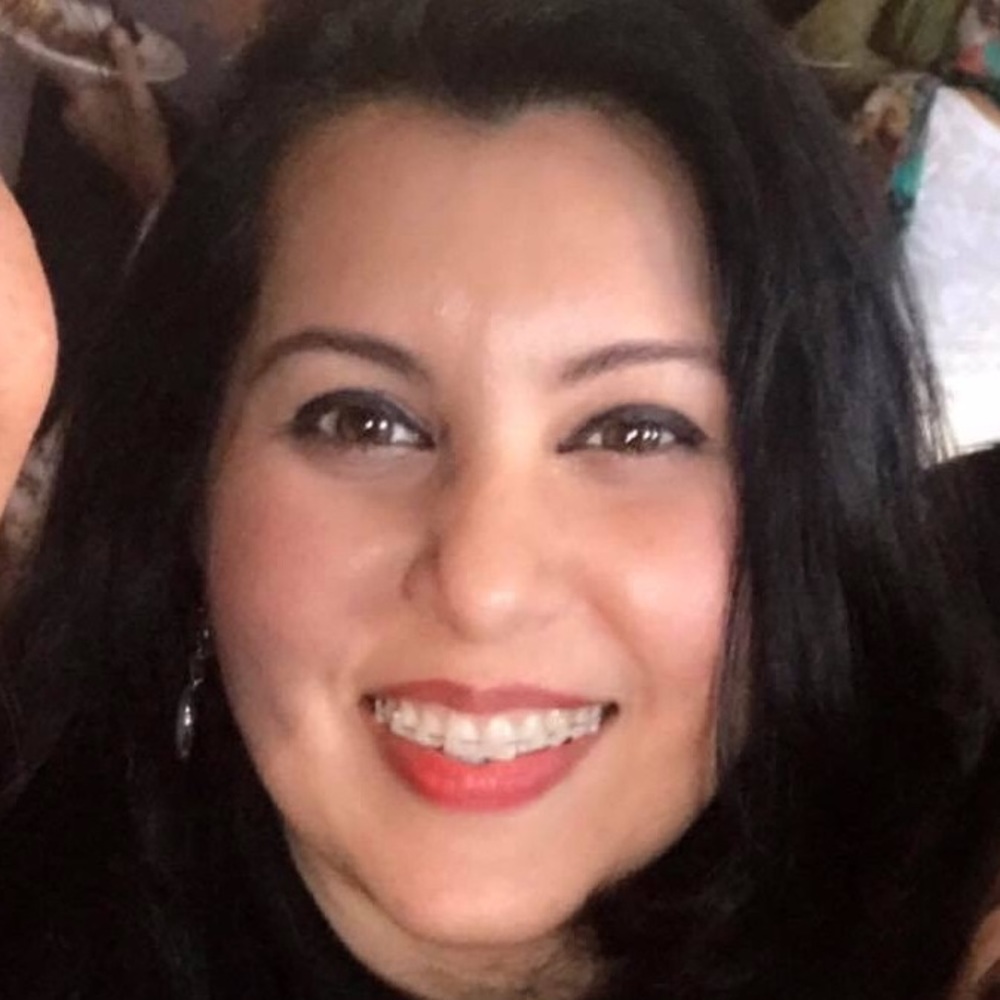 Meet your Posher, Farah
